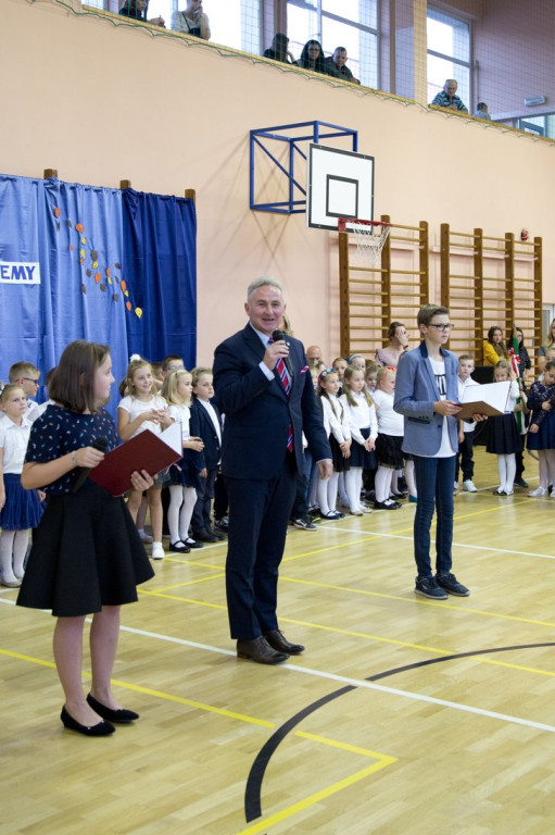 Ślubujemy, że nie zawiedziemy. Pasowanie na pierwszaka w Publicznej Szkole Podstawowej  nr 6 w Brzegu