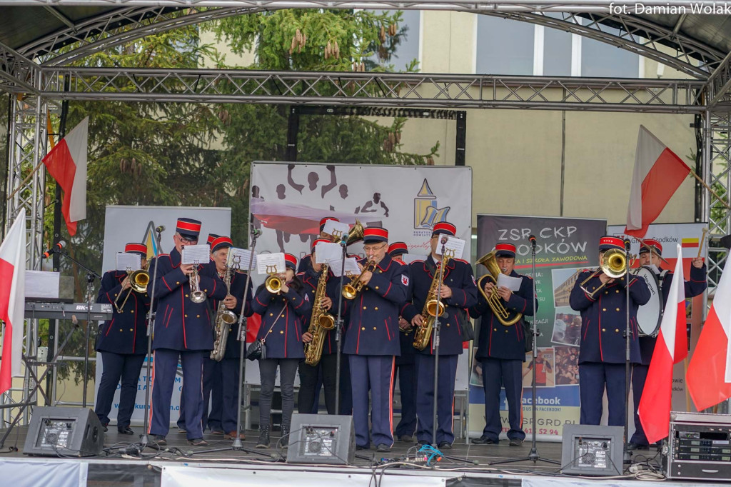 Nauczyciele lubią aktywność fizyczną. 