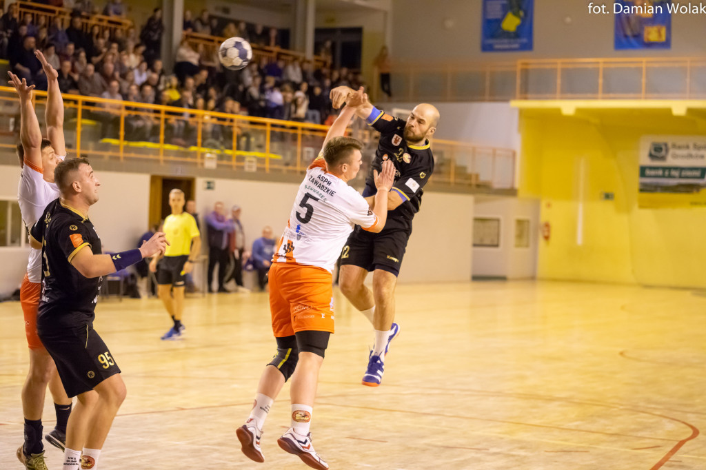 ASPR Zawadzkie wygrała w derbach Opolszczyzny z Olimpem Grodków [fotorelacja]