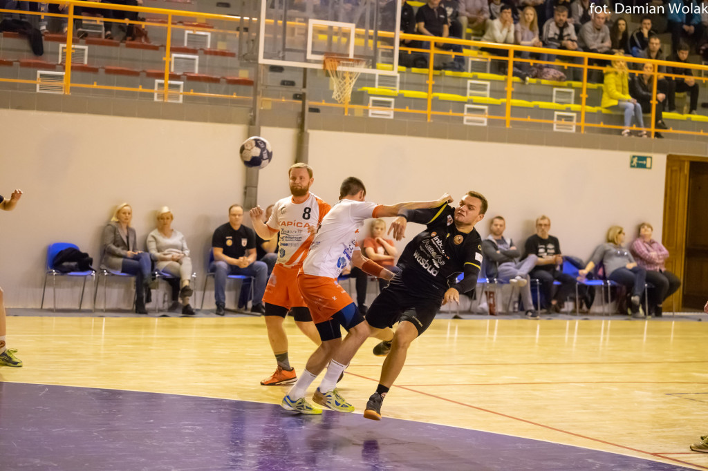 ASPR Zawadzkie wygrała w derbach Opolszczyzny z Olimpem Grodków [fotorelacja]