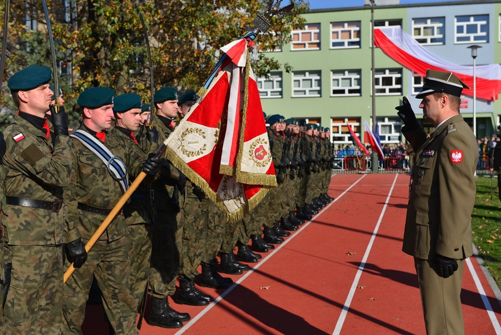 Służymy Niepodległej