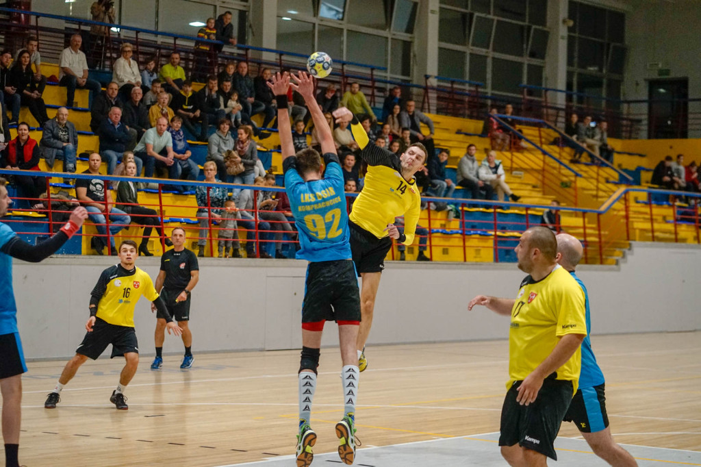 Orlik pokonał w derbach OSiR Komprachcice