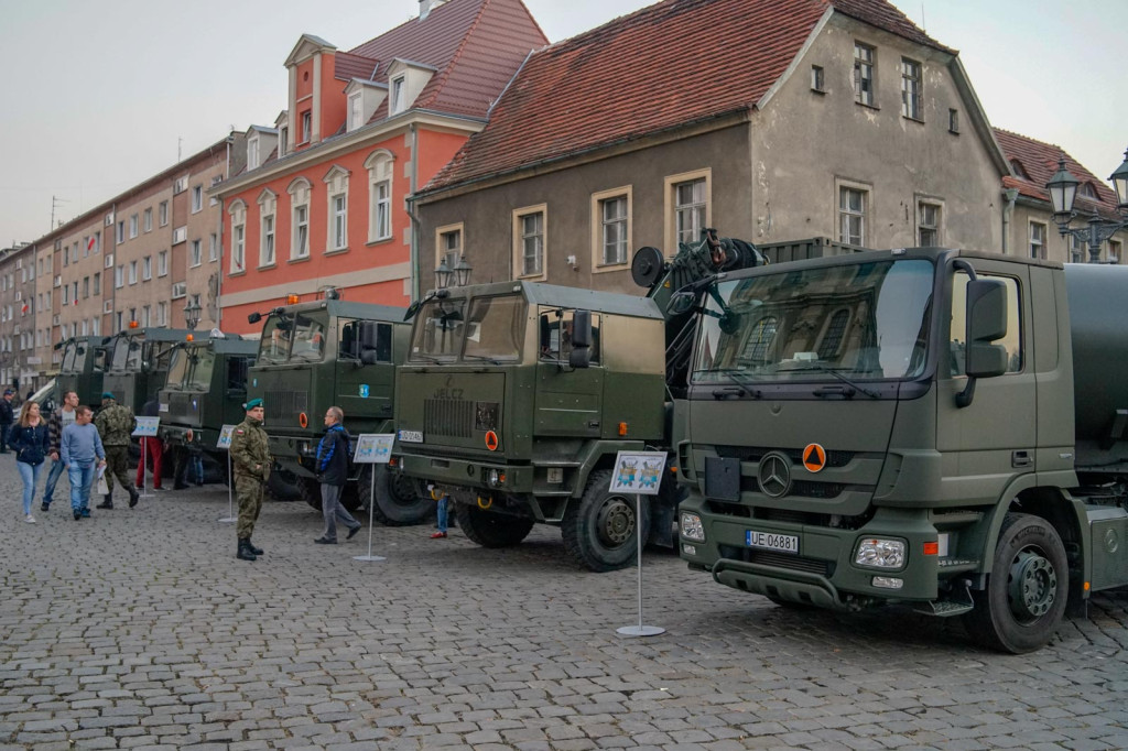 Obchody święta niepodległości w Brzegu. Piknik 