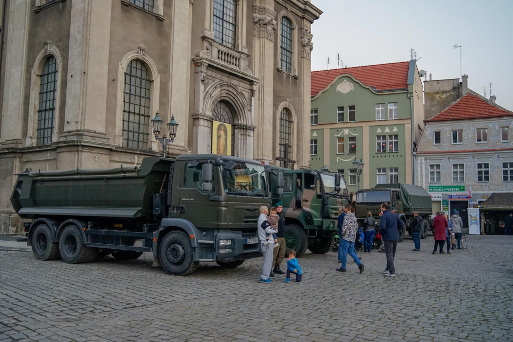 Obchody święta niepodległości w Brzegu. Piknik 