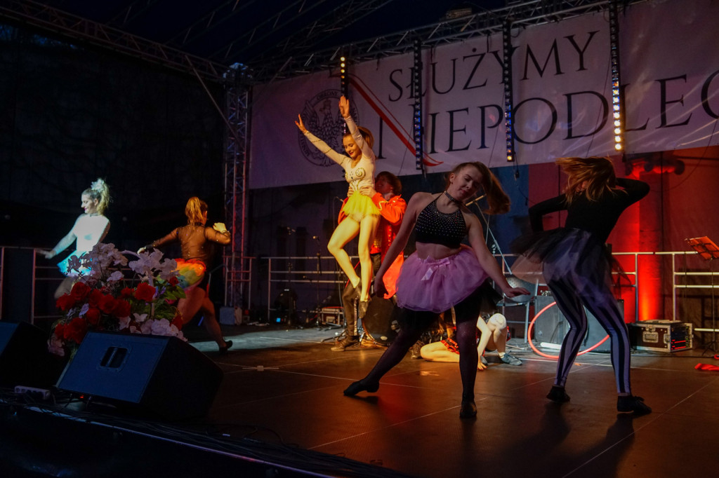 Obchody święta niepodległości w Brzegu. Piknik 