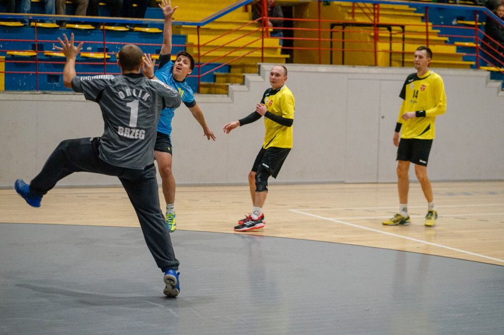 Orlik pokonał w derbach OSiR Komprachcice