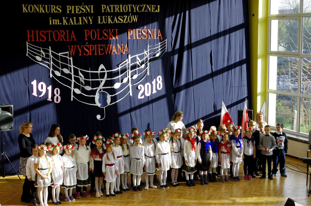 Historia Polski pieśnią wyśpiewana