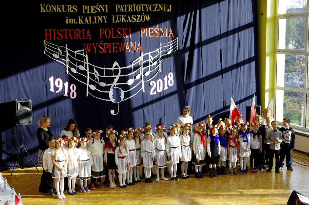 Historia Polski pieśnią wyśpiewana