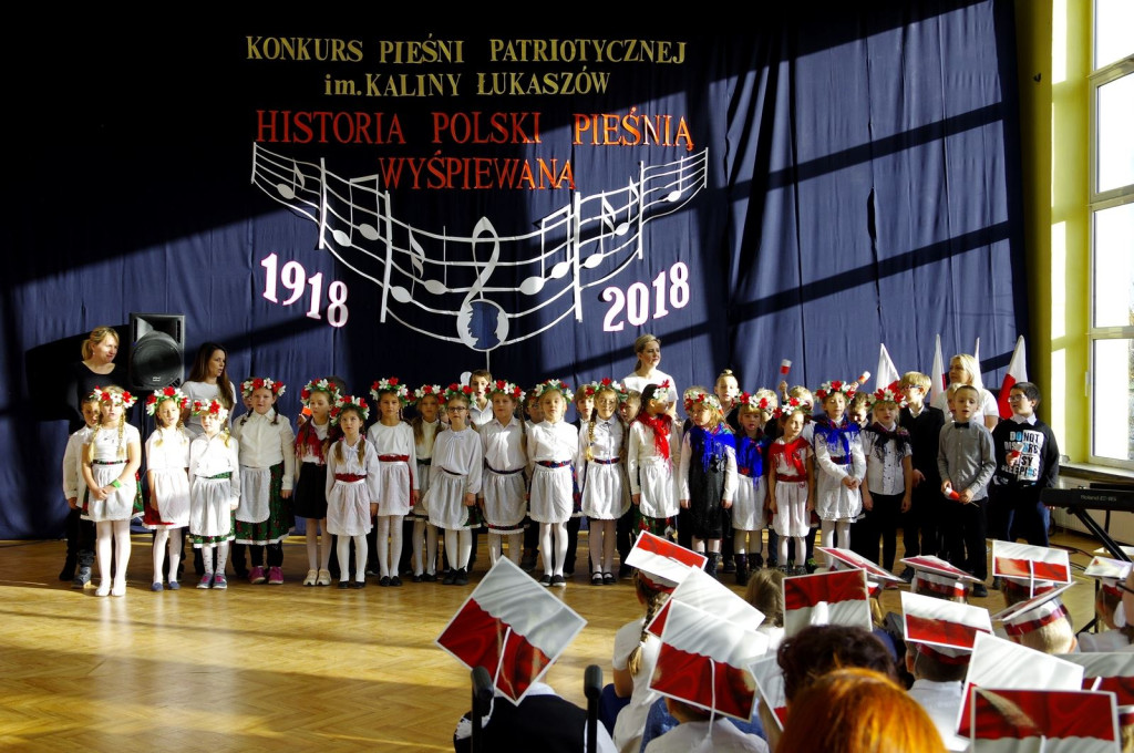 Historia Polski pieśnią wyśpiewana