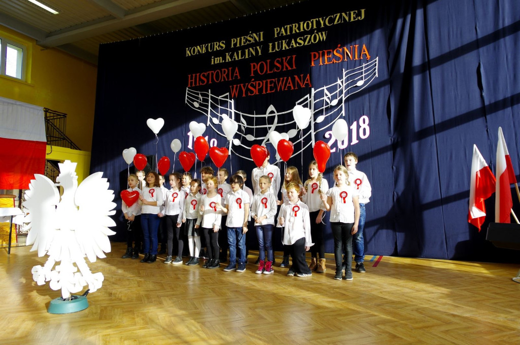 Historia Polski pieśnią wyśpiewana