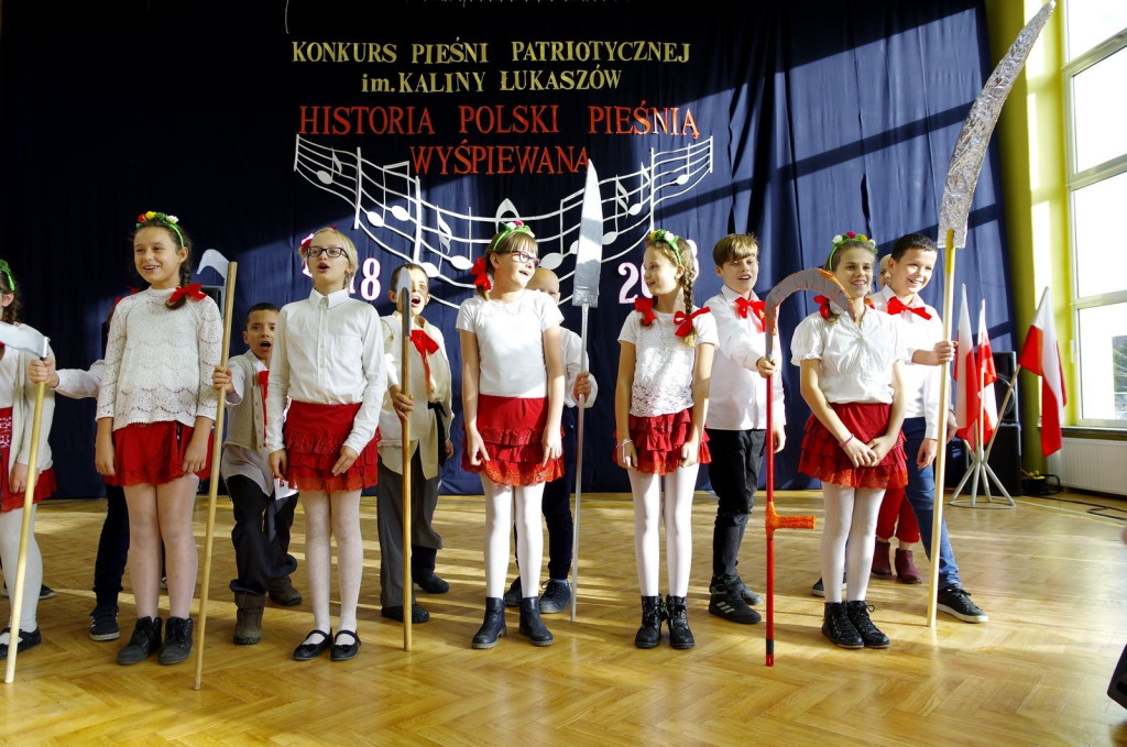 Historia Polski pieśnią wyśpiewana