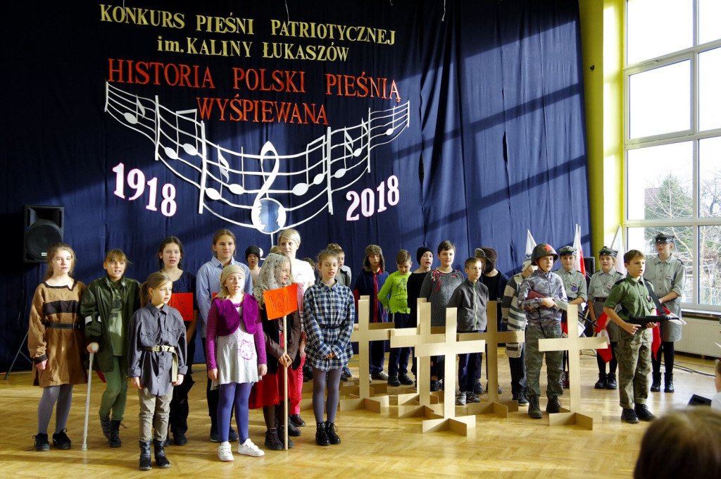 Historia Polski pieśnią wyśpiewana