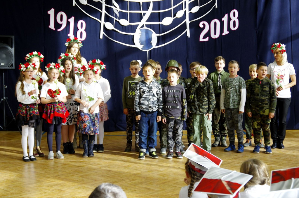 Historia Polski pieśnią wyśpiewana