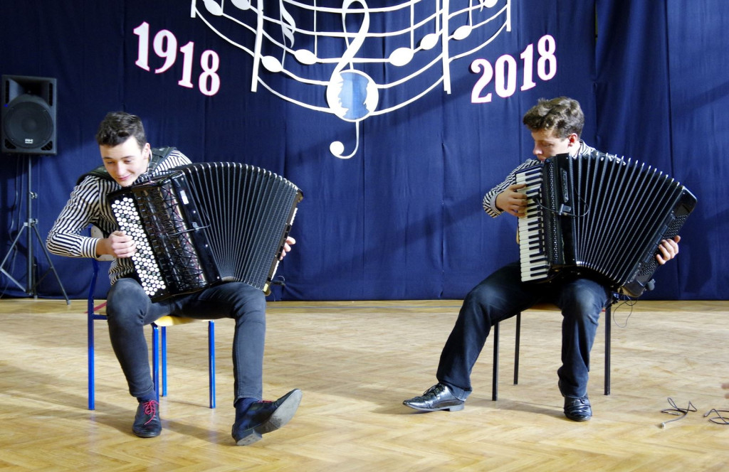 Historia Polski pieśnią wyśpiewana