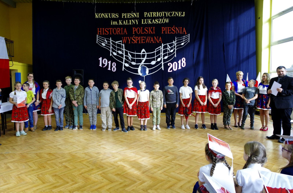 Historia Polski pieśnią wyśpiewana