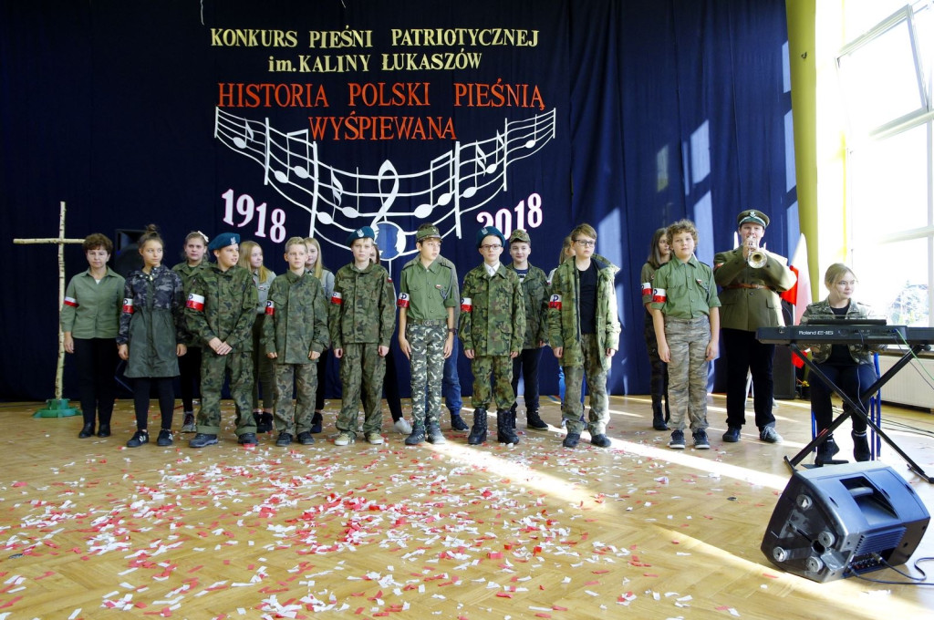 Historia Polski pieśnią wyśpiewana