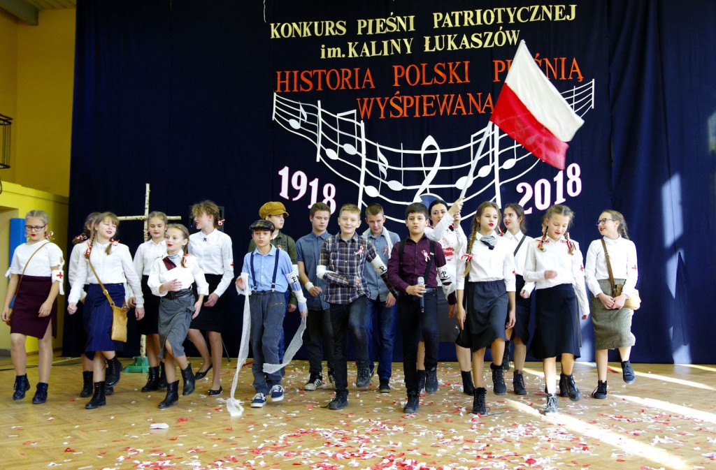 Historia Polski pieśnią wyśpiewana