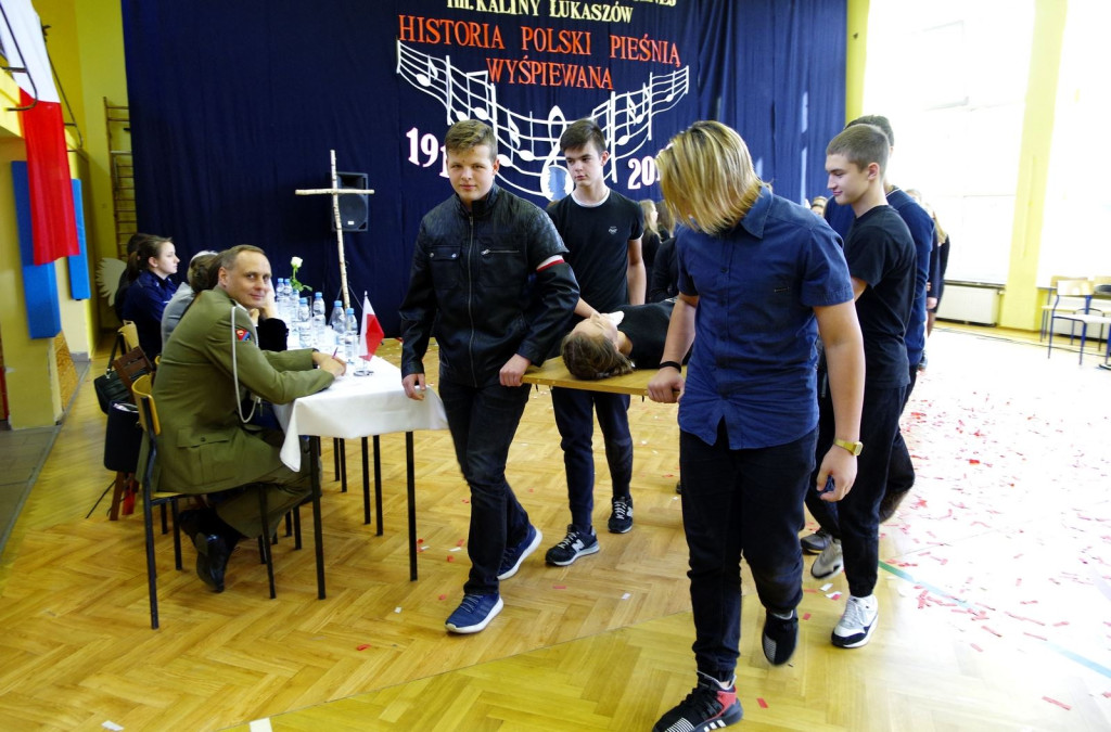 Historia Polski pieśnią wyśpiewana