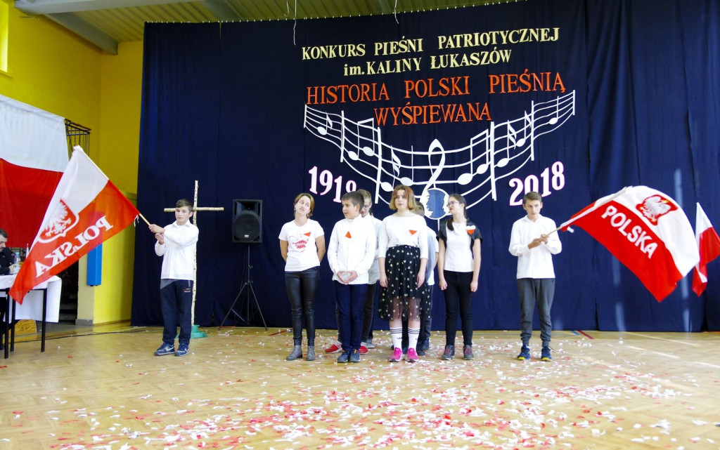 Historia Polski pieśnią wyśpiewana