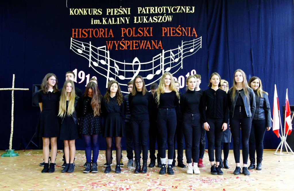 Historia Polski pieśnią wyśpiewana