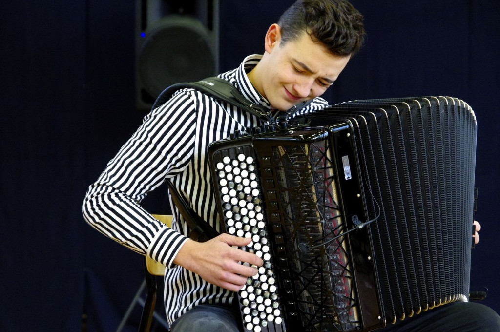 Historia Polski pieśnią wyśpiewana
