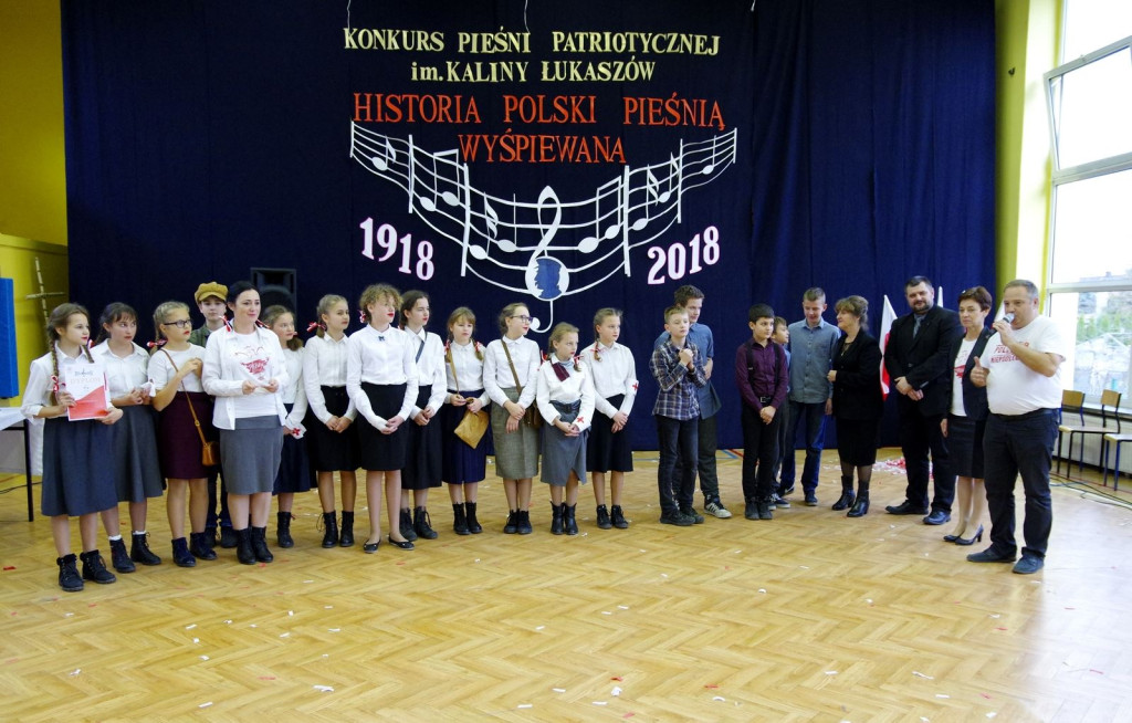 Historia Polski pieśnią wyśpiewana