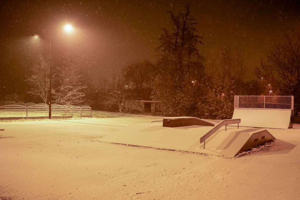 Pierwszy śnieg w Grodkowie [fotorelacja]