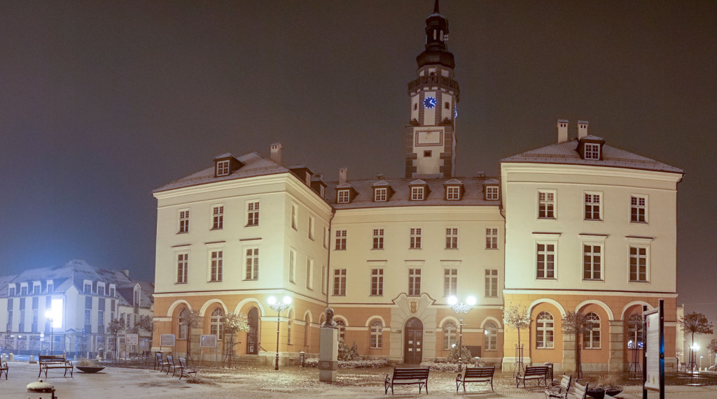 Pierwszy śnieg w Grodkowie [fotorelacja]