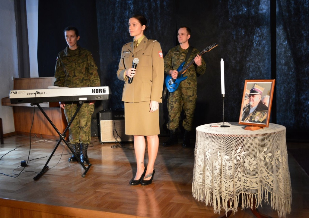 Wiara i Ojczyzna - Wojewódzki Konkurs Poezji Patriotycznej i Religijnej 