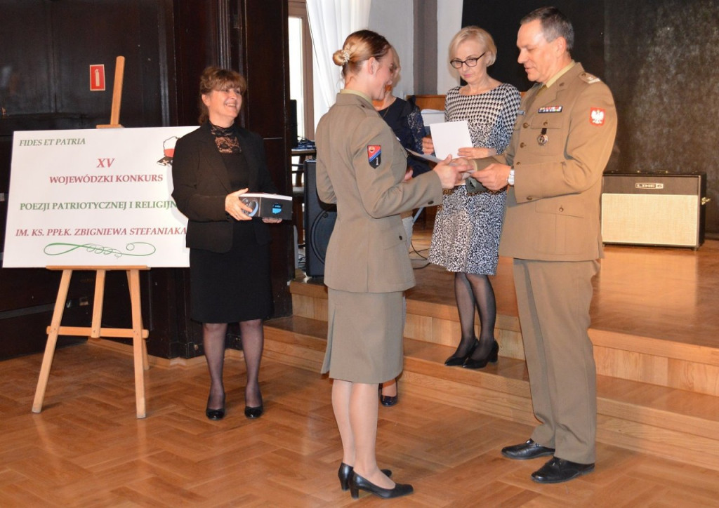 Wiara i Ojczyzna - Wojewódzki Konkurs Poezji Patriotycznej i Religijnej 