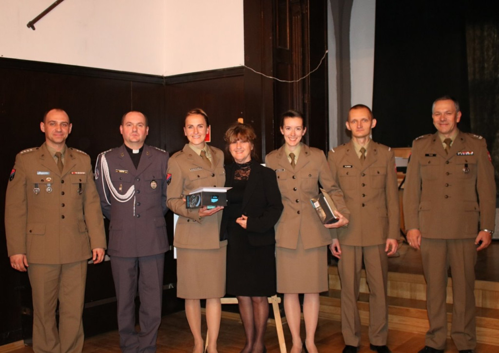 Wiara i Ojczyzna - Wojewódzki Konkurs Poezji Patriotycznej i Religijnej 