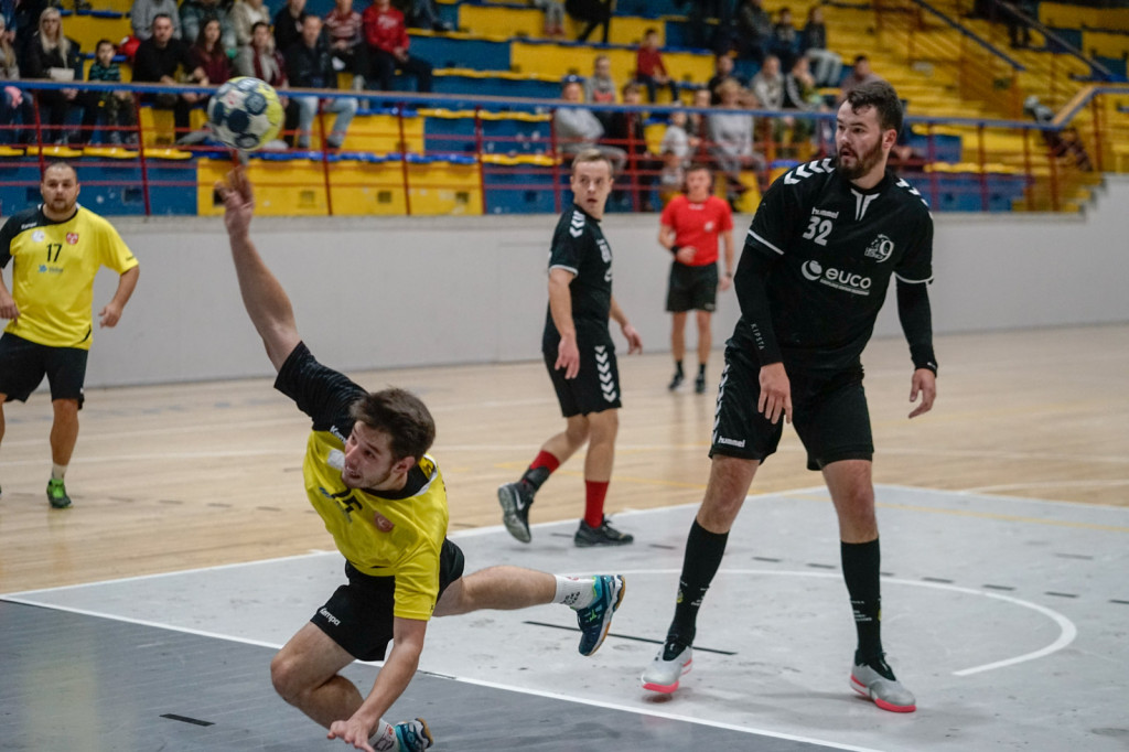 Wygrana Orlika z Dziewiątką Legnica