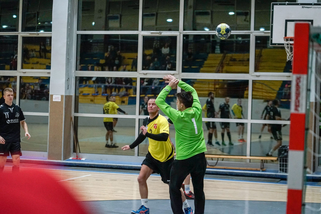 Wygrana Orlika z Dziewiątką Legnica