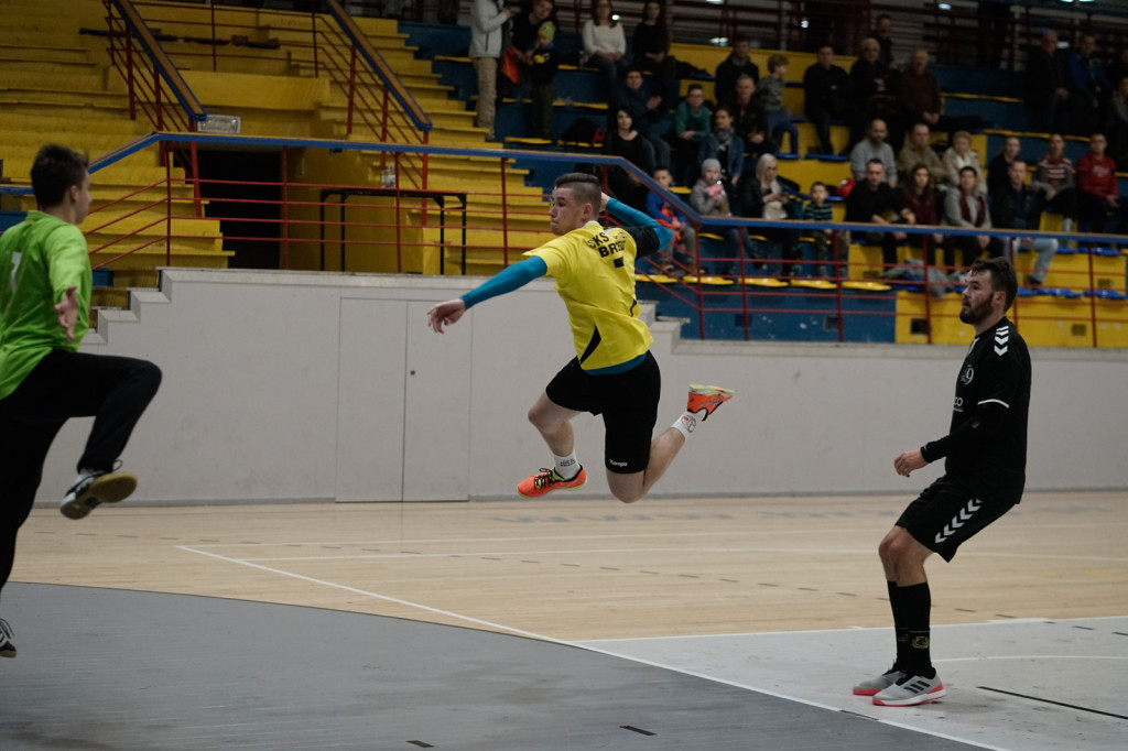 Wygrana Orlika z Dziewiątką Legnica