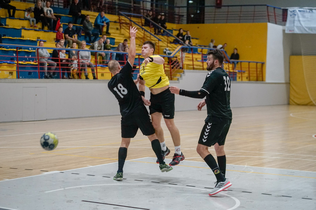 Wygrana Orlika z Dziewiątką Legnica