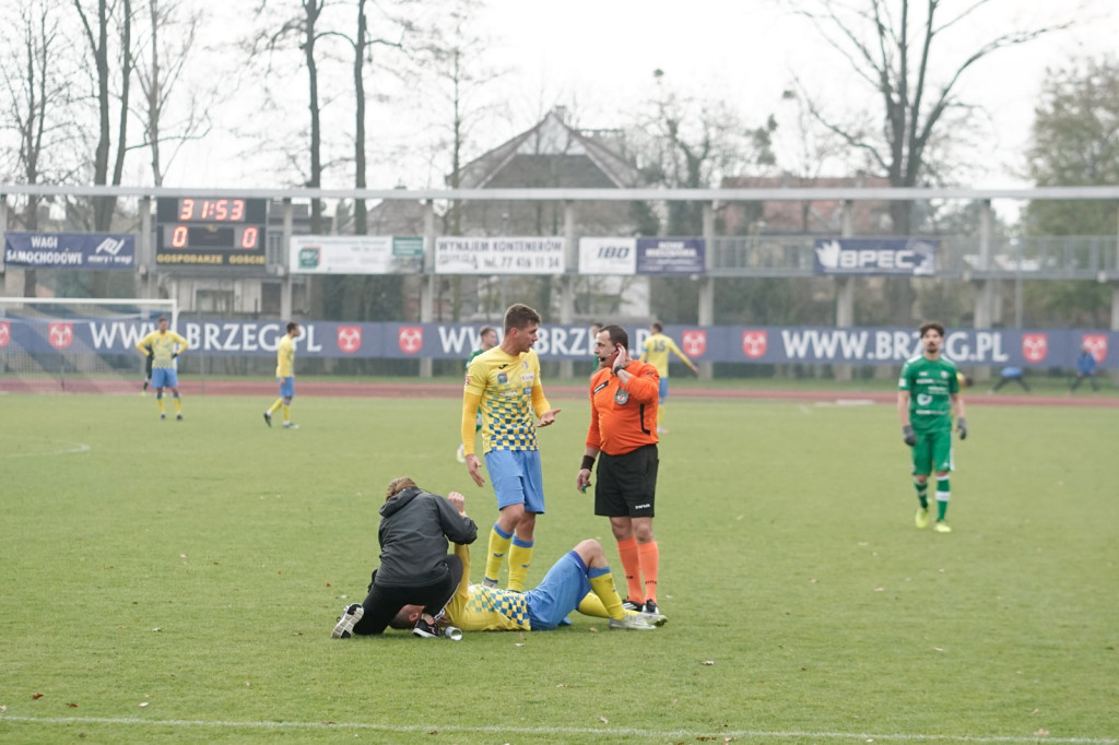 Stal Brzeg przegrała z liderem