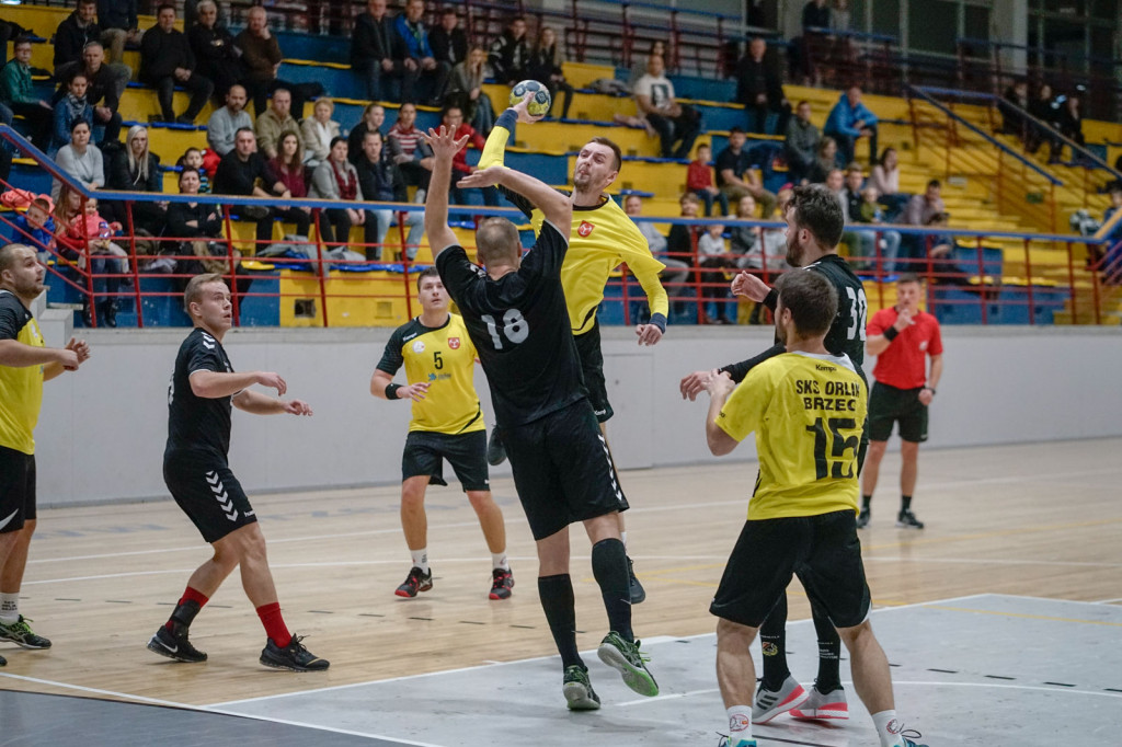 Wygrana Orlika z Dziewiątką Legnica