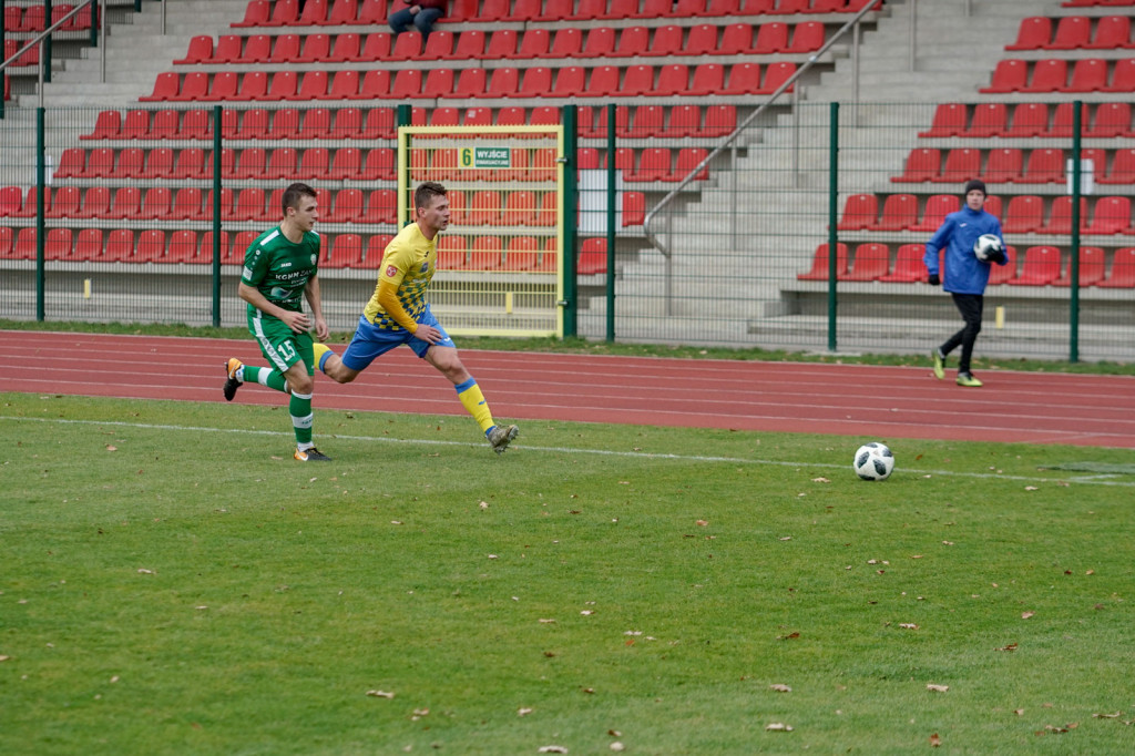 Stal Brzeg przegrała z liderem