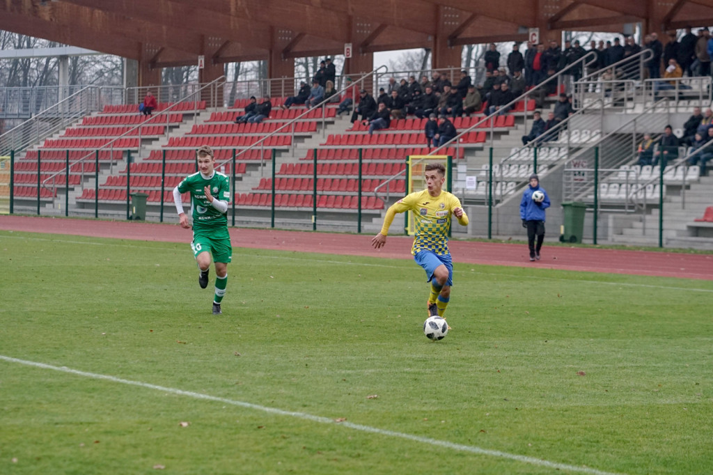 Stal Brzeg przegrała z liderem