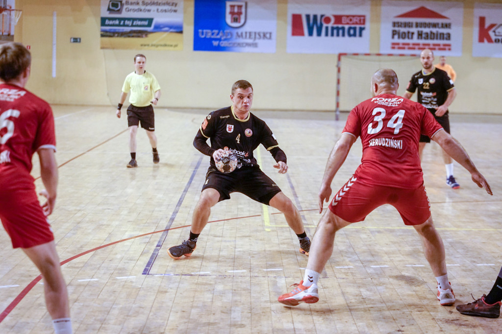 Forza za Silna dla Olimpu. Kolejna porażka grodkowian