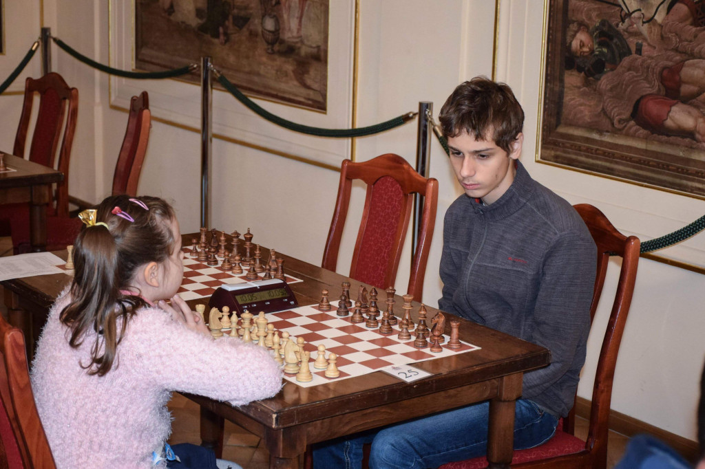 Szachiści rywalizowali na Zamku Piastów Śląskich w Brzegu