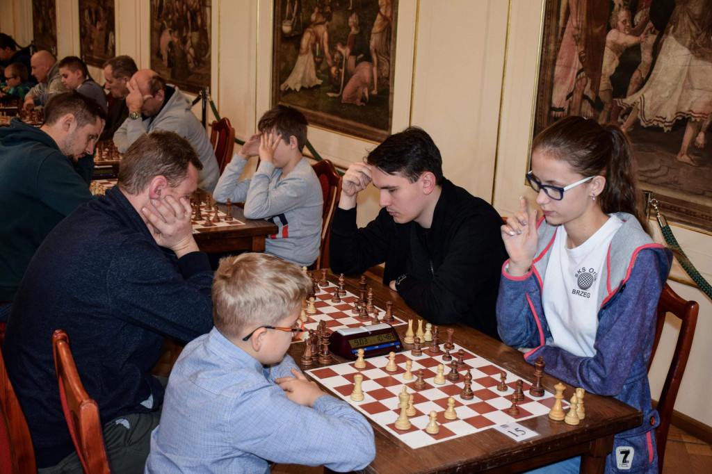 Szachiści rywalizowali na Zamku Piastów Śląskich w Brzegu