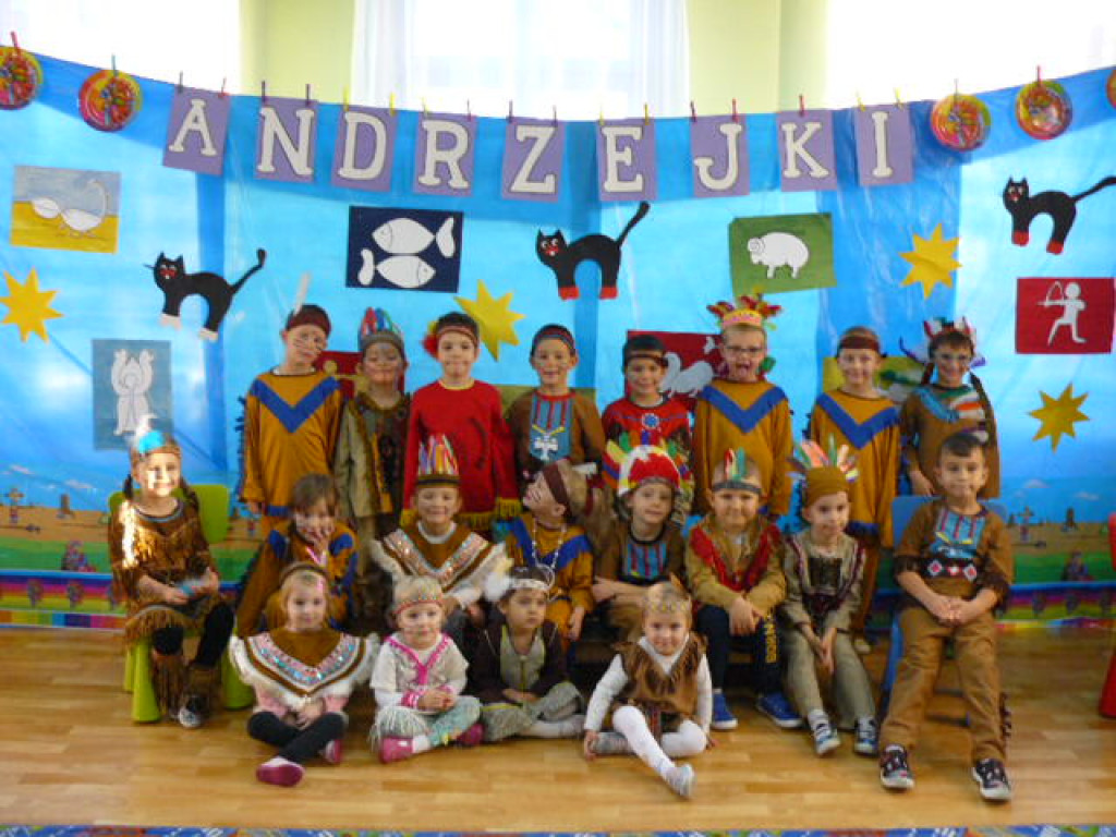 Andrzejki w indiańskich rytmach w Przedszkolu w Krzyżowicach