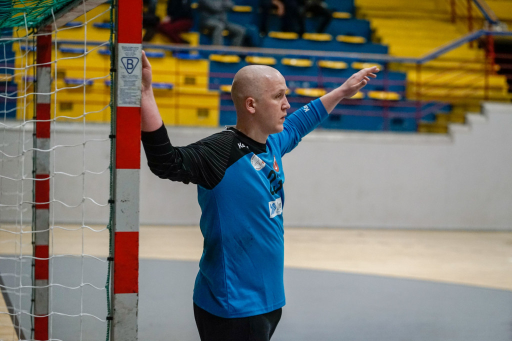 Grad bramek w Brzegu. Porażka Orlika z liderem