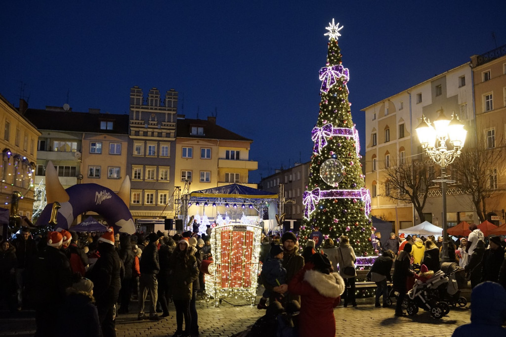 Jubileuszowa świąteczna iluminacja w Brzegu [fotorelacja]