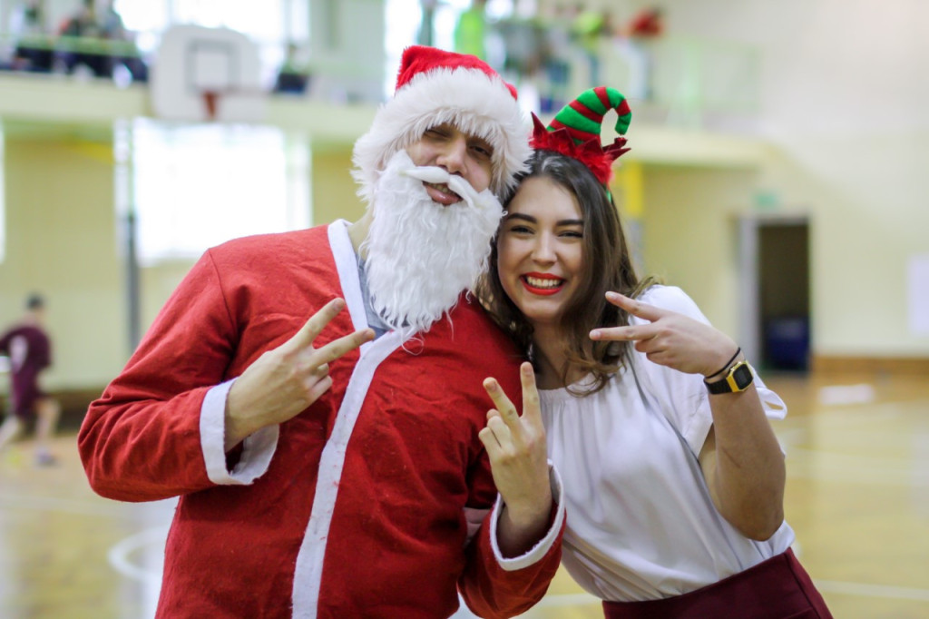 Turniej mikołajkowy w I LO w Brzegu