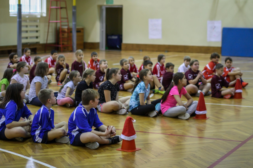 Turniej mikołajkowy w I LO w Brzegu