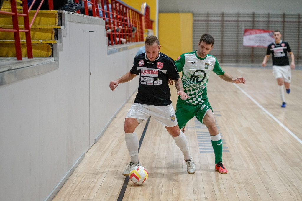 Ważna wygrana Gredaru. Awans brzeżan w tabeli ligowej