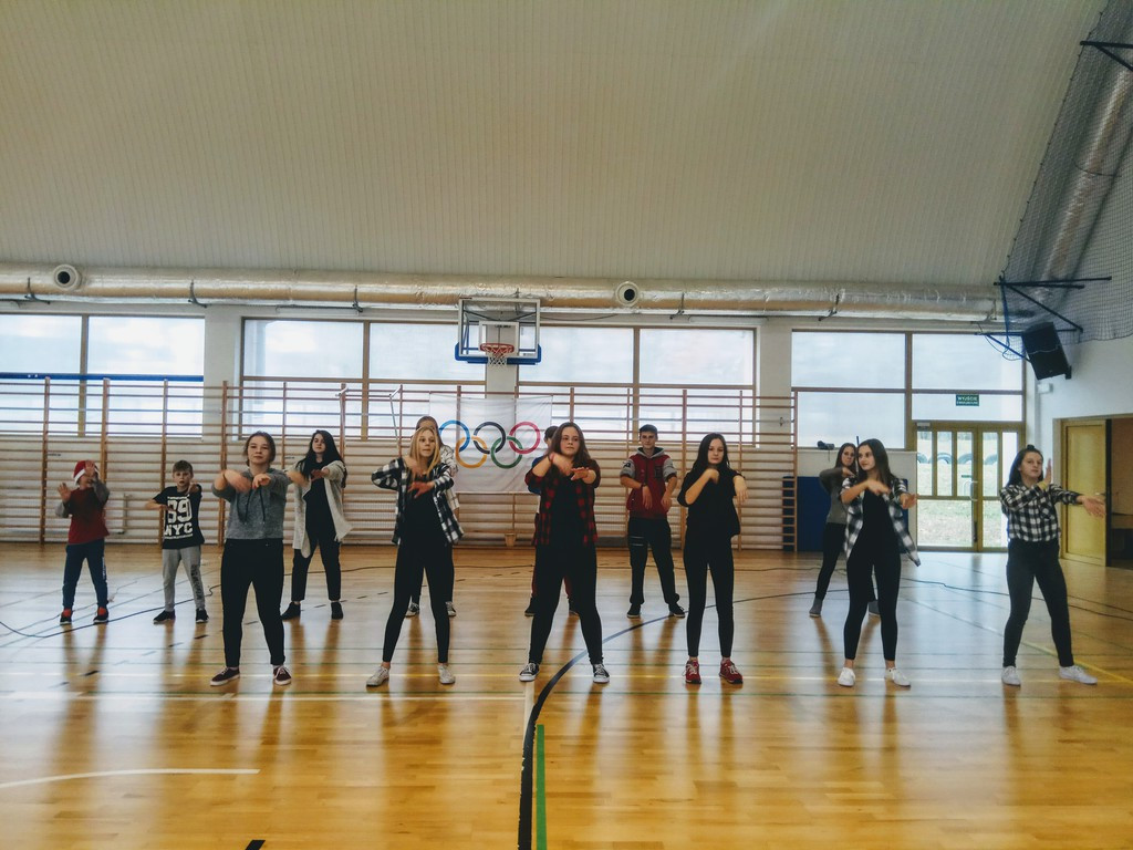 Mikołajkowy trójbój siłowy w Łosiowie z wicemistrzem olimpijskim