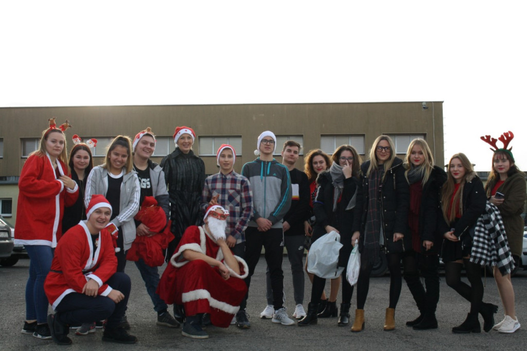 Mikołajki dla dzieci z Ośrodka Szkolno-Wychowawczego w Grodkowie